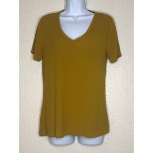 Apt 9 Essentials Yellow Ribbed Blouse size small, short sleeve v neck
